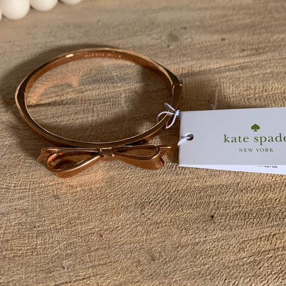 Bracelet - Picture 2 of 2